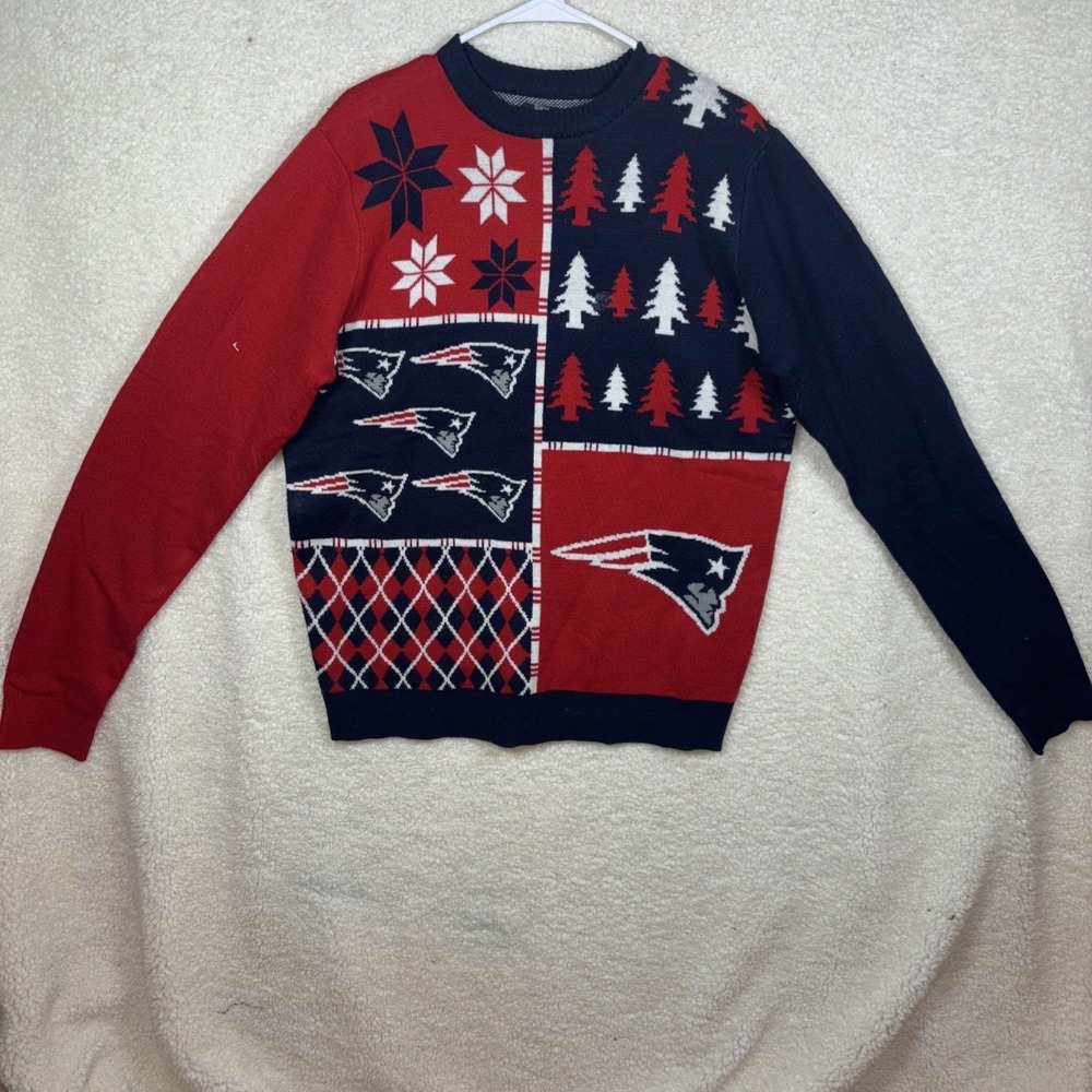 NFL Team Apparel New England Patriots Sweater Mens L Navy Red Ugly Xmas